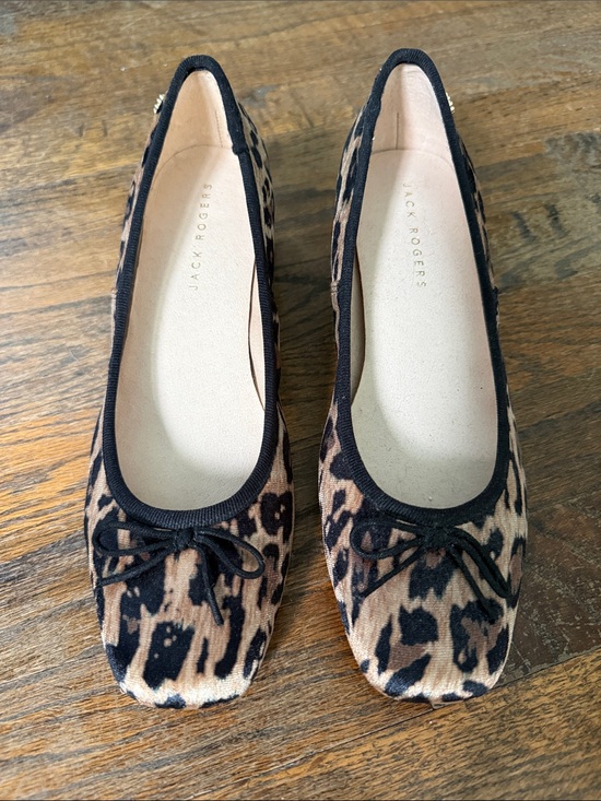 Jack Rogers Shoes - Jack Rogers Leopard-Print Maddy Ballet Mid Heel Pump size 8
